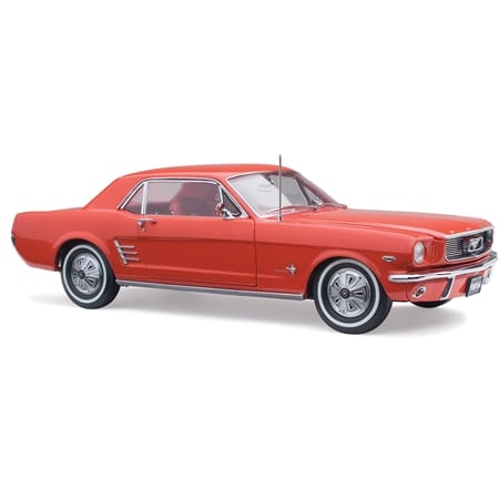1:18 Ford 1966 Pony Mustang - Signal Flare Red