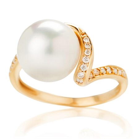 Matahina 10-11mm Button South Sea Pearl & 0.15ct Diamond Ring 14ct Gold