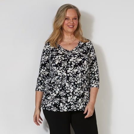 Nina Leonard 3/4 Sleeve Print Tunic with Front Pockets