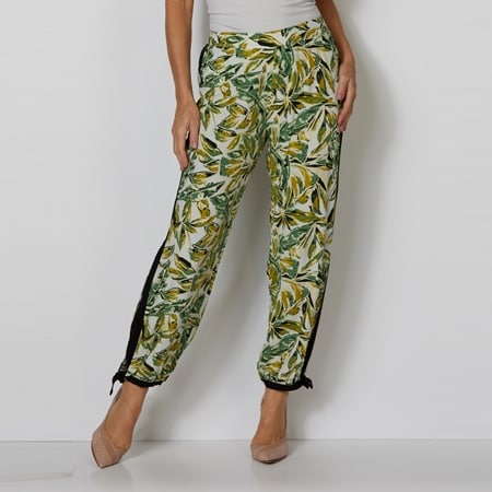 Cordelia St Floral Pop Crop Pant