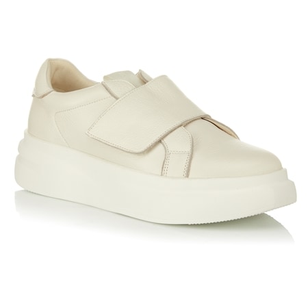 Bresley Braxx Sneaker with Hook & Loop Opening