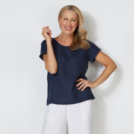 Holiday 100% Linen Captain Tee