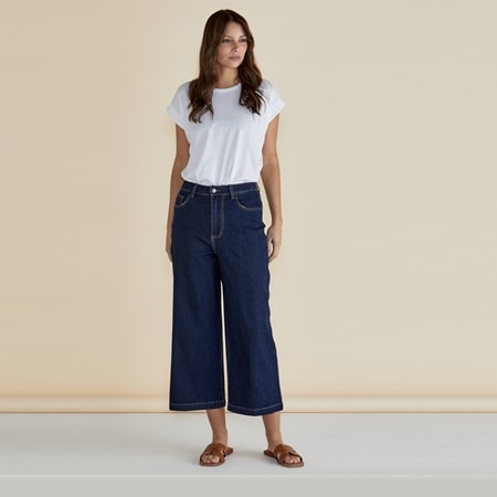 Betty Basics Bella Relaxed Crop Jean