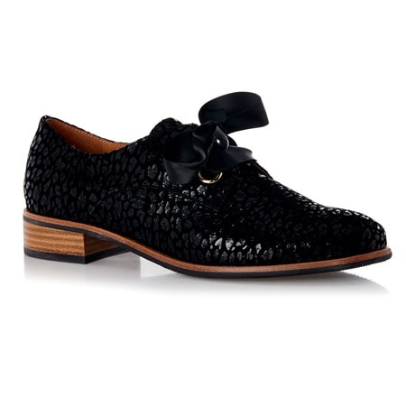 Bresley Admin Ribbon Lace-up Shoe