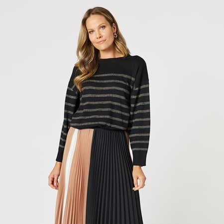 Hammock & Vine Glamour Knit Top