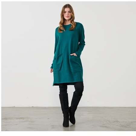 Holmes & Fallon Front Pocket Dress