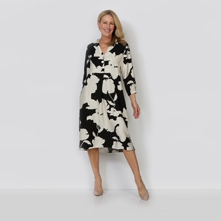 Clarity Barcelona 3/4 Sleeve Dress