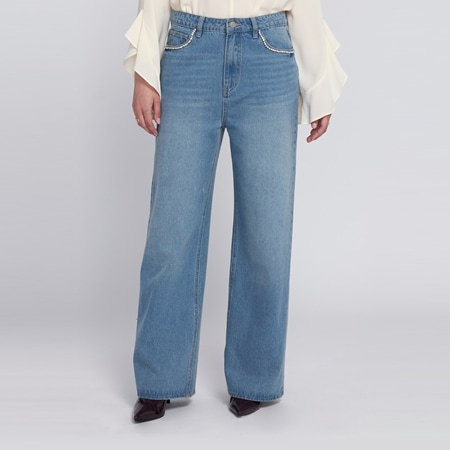 Elle Get The Look Rhinestone Pocket Detail Jean