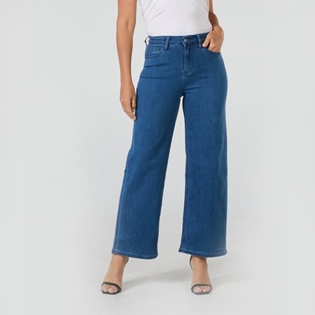 Betty Basics Straight Leg Jean